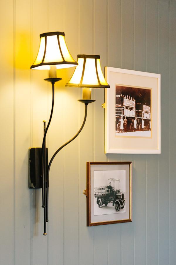 Duke Of Wellington Hotel Bourton-on-the-Water Exterior foto